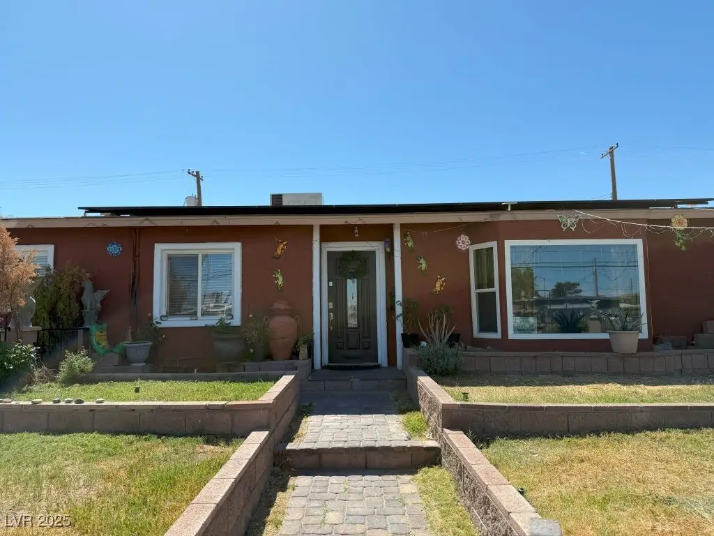 4559 S Nellis Boulevard, Las Vegas, NV 89121 - Image #1