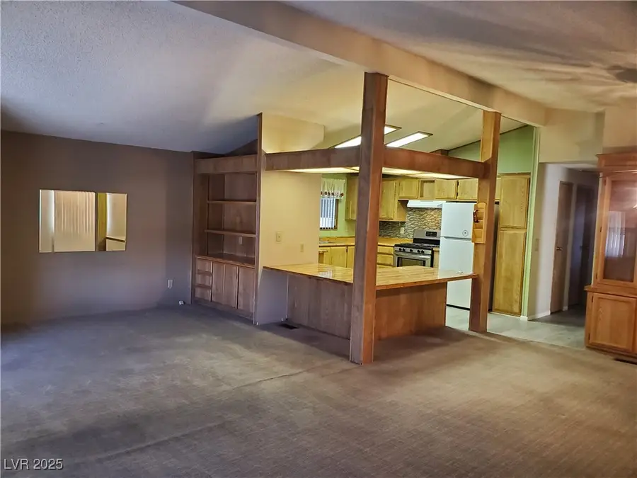 3442 Gulf Shores Drive, Las Vegas, NV 89122 - #3