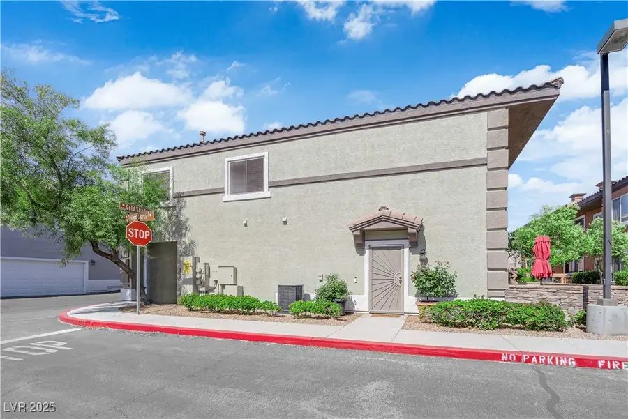 10450 Gold Shadow Avenue, Las Vegas, NV 89129 - Image #2