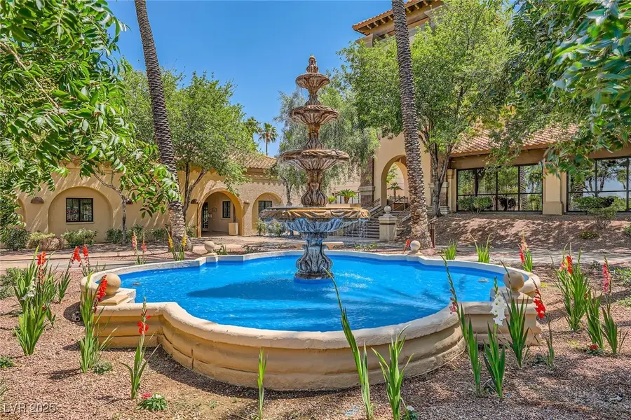 9024 Starmount Drive, Las Vegas, NV 89134 - Image #2