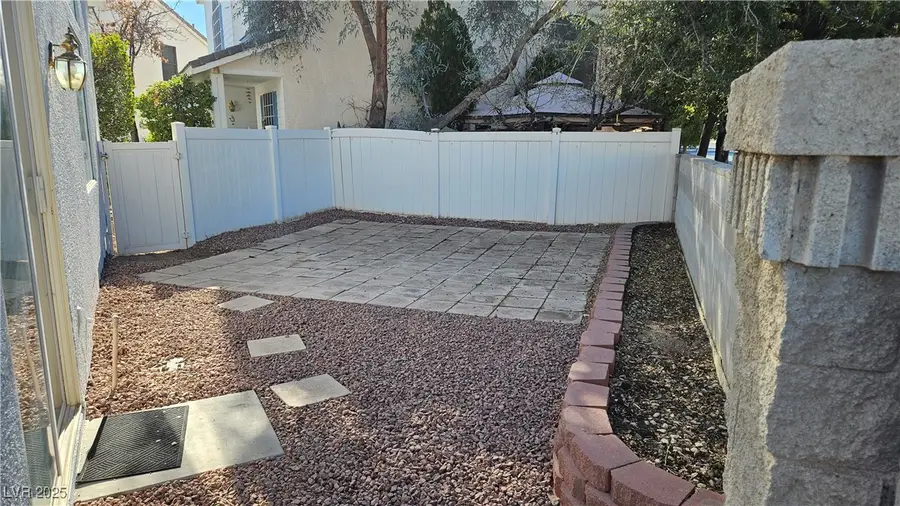 10337 Adams Chase Street, Las Vegas, NV 89183 - Image #2