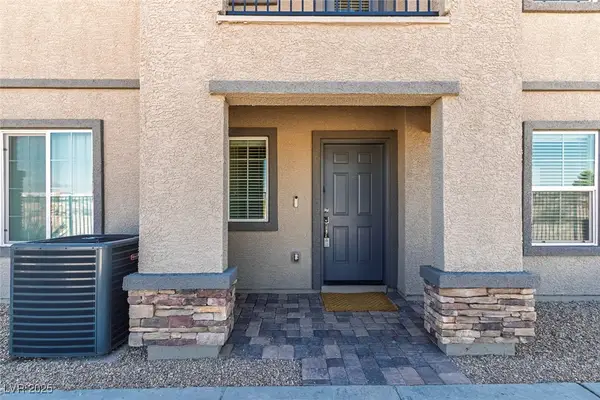 5669 Steampunk Street, Las Vegas, NV 89118