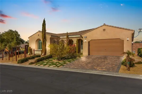 2 Lago Turchino Court, Henderson, NV 89011