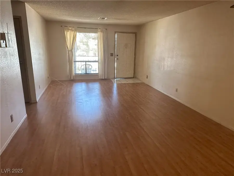 5199 Caliente Street #64, Las Vegas, NV 89119 - Image #2
