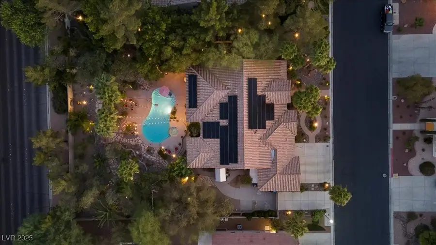 10674 Chillingham Drive, Las Vegas, NV 89183 - Image #2