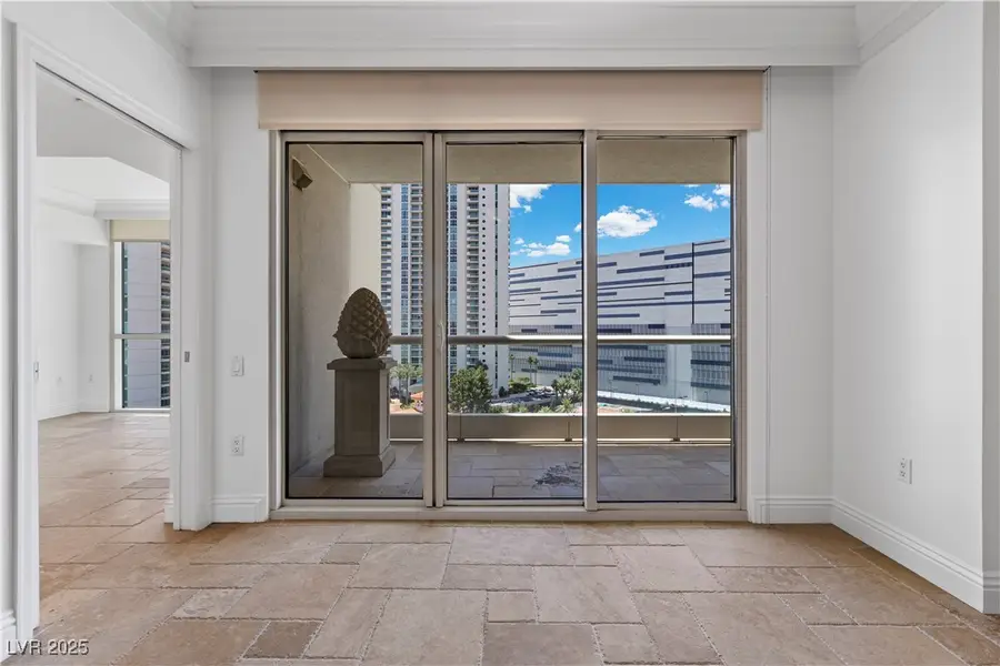2777 Paradise Road #1002, Las Vegas, NV 89109 - Image #3