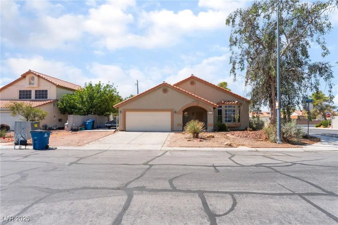 4335 Twin Peaks Drive, North Las Vegas, NV 89032 - Image #1