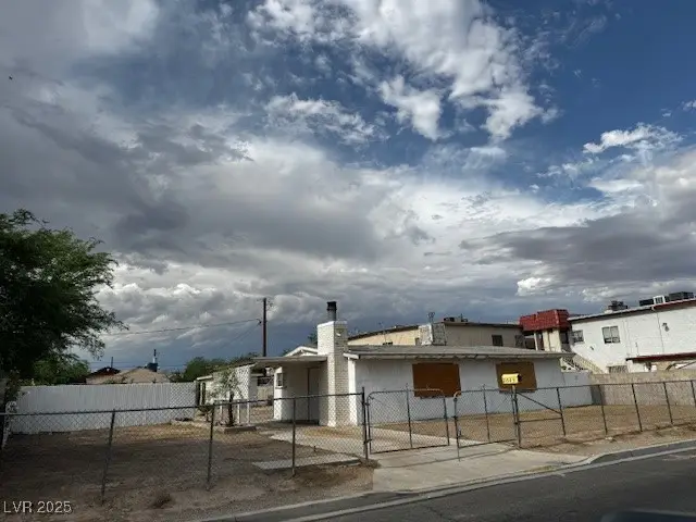 2645 Cedar Avenue, Las Vegas, NV 89101 - Image #3