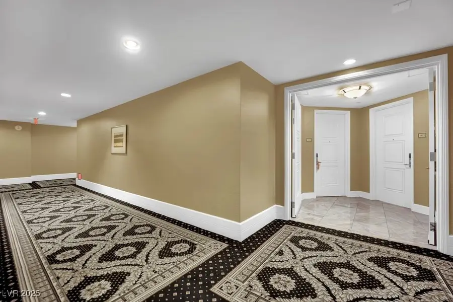 2000 N Fashion Show Drive #2222, Las Vegas, NV 89109 - Image #3