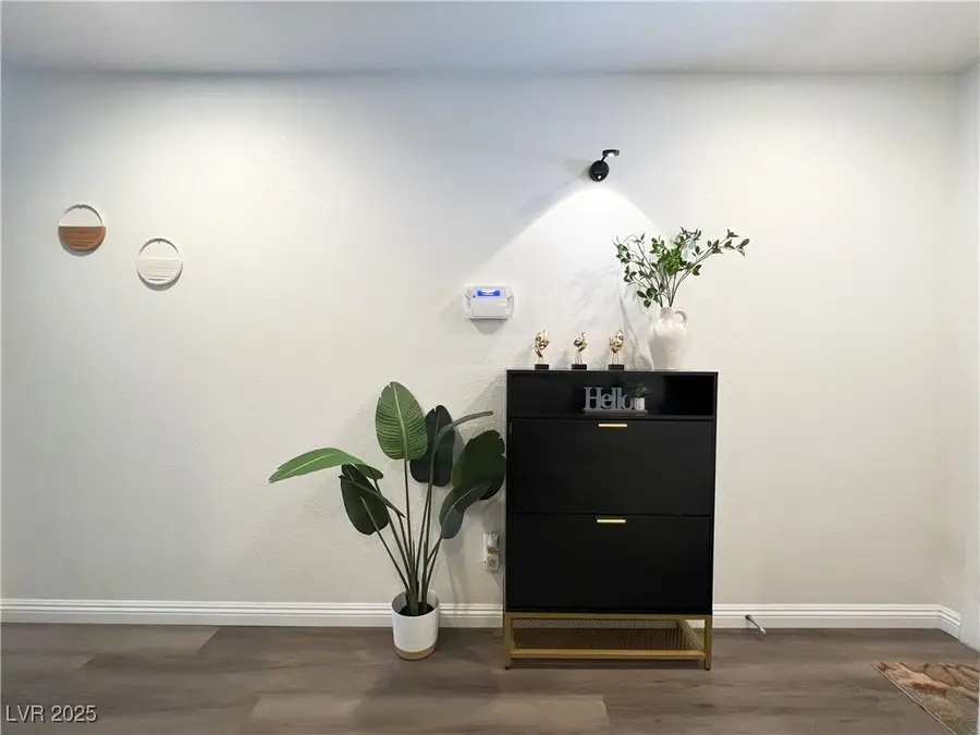 9205 Valley Betica Avenue, Las Vegas, NV 89148 - Image #2