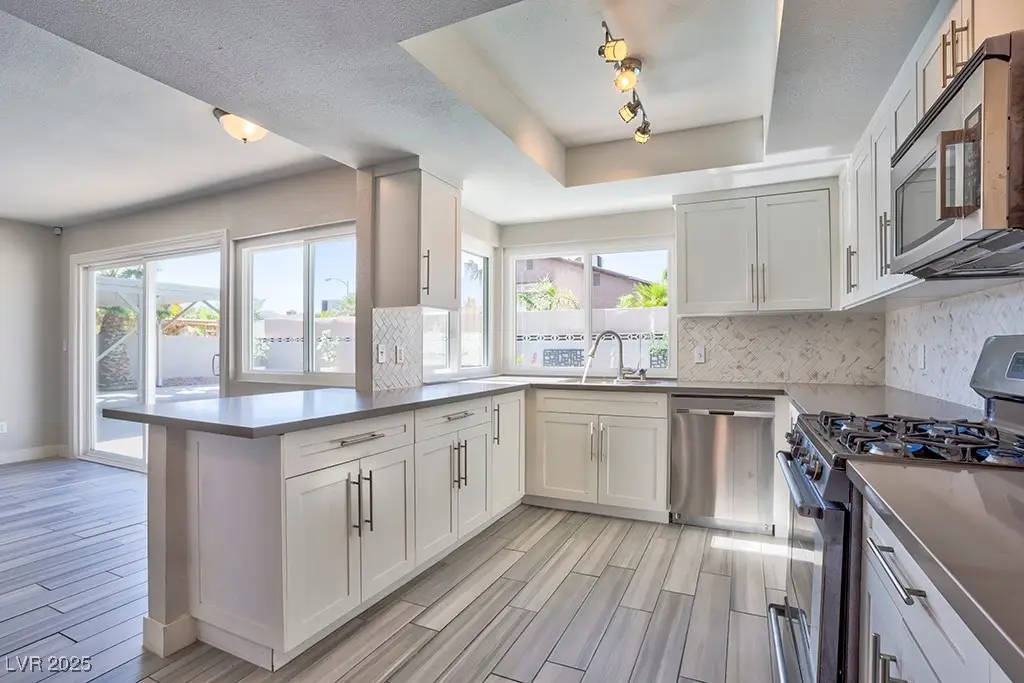 6848 Groveview Lane, Las Vegas, NV 89103 - Image #1