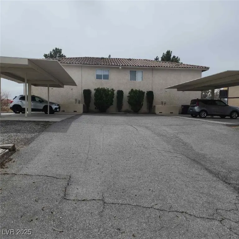 561 E Bourbon Street, Pahrump, NV 89048 - Image #1