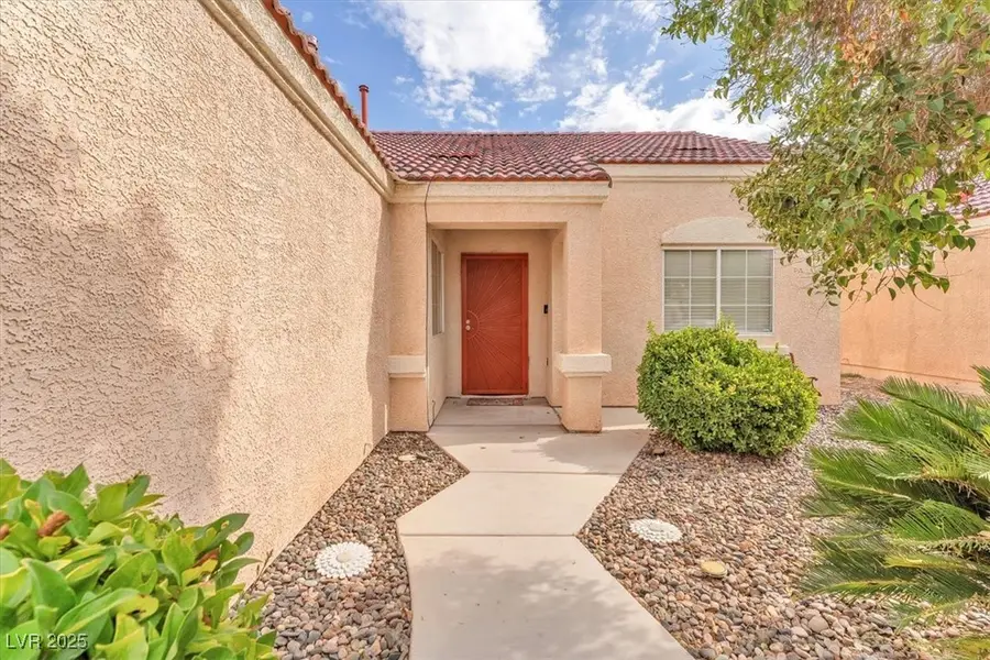 2707 Gardenia Flower Avenue, North Las Vegas, NV 89031 - Image #3