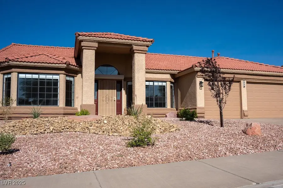904 Swift Bear Street, Henderson, NV 89002 - Image #2