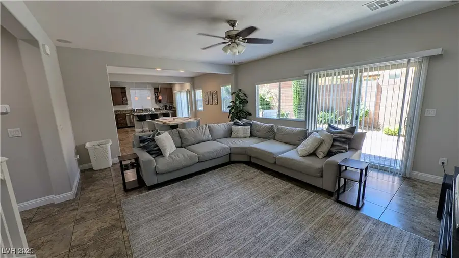 10668 Berkshire Woods Avenue, Las Vegas, NV 89166 - Image #3