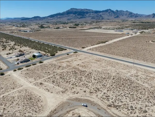 920 W Badger Circle, Pahrump, NV 89060