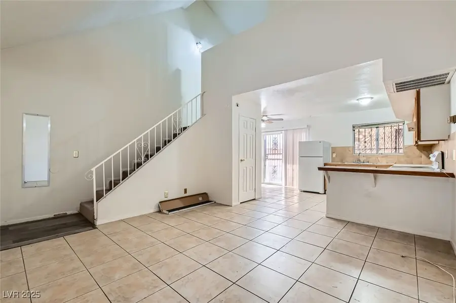 5125 Gray Lane #B, Las Vegas, NV 89119 - Image #3
