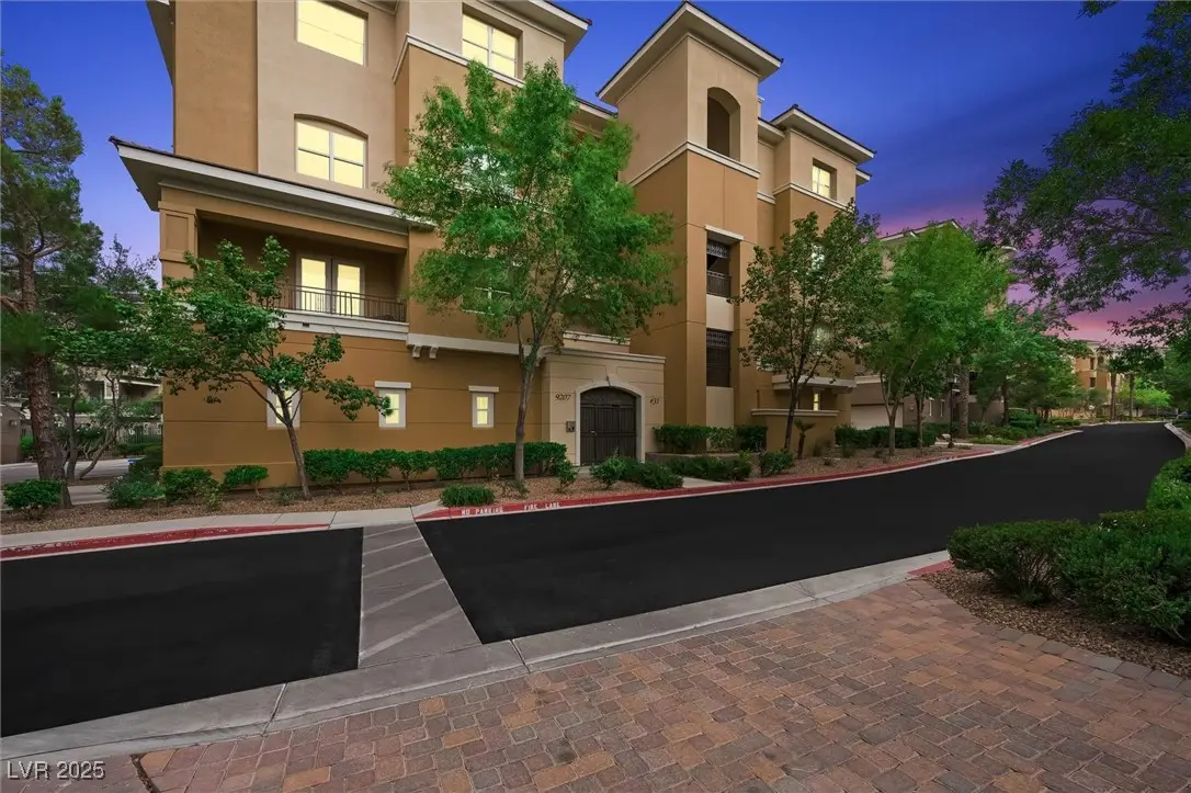9207 Tesoras Drive #302, Las Vegas, NV 89144 - Image #1