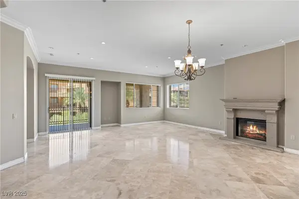 15 Via Mantova #208, Henderson, NV 89011