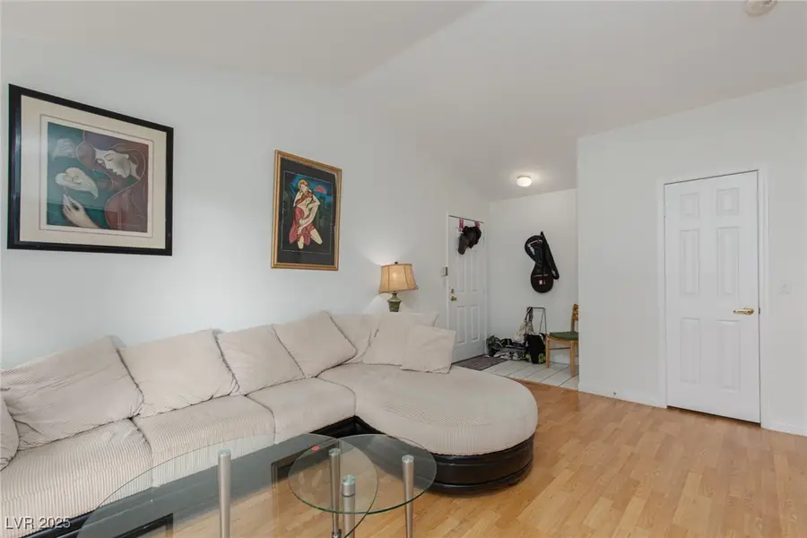 231 W Horizon Ridge Parkway #1126, Henderson, NV 89012 - Image #3