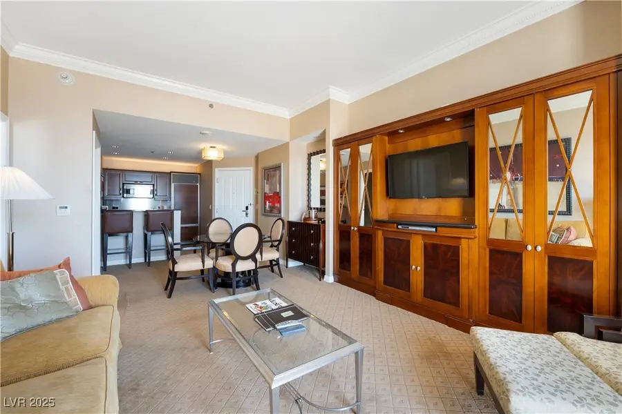 135 E Harmon Avenue #3014, Las Vegas, NV 89109 - Image #2