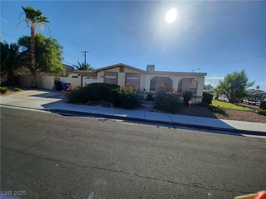 1101 Leonard Avenue, Las Vegas, NV 89106 - Image #1