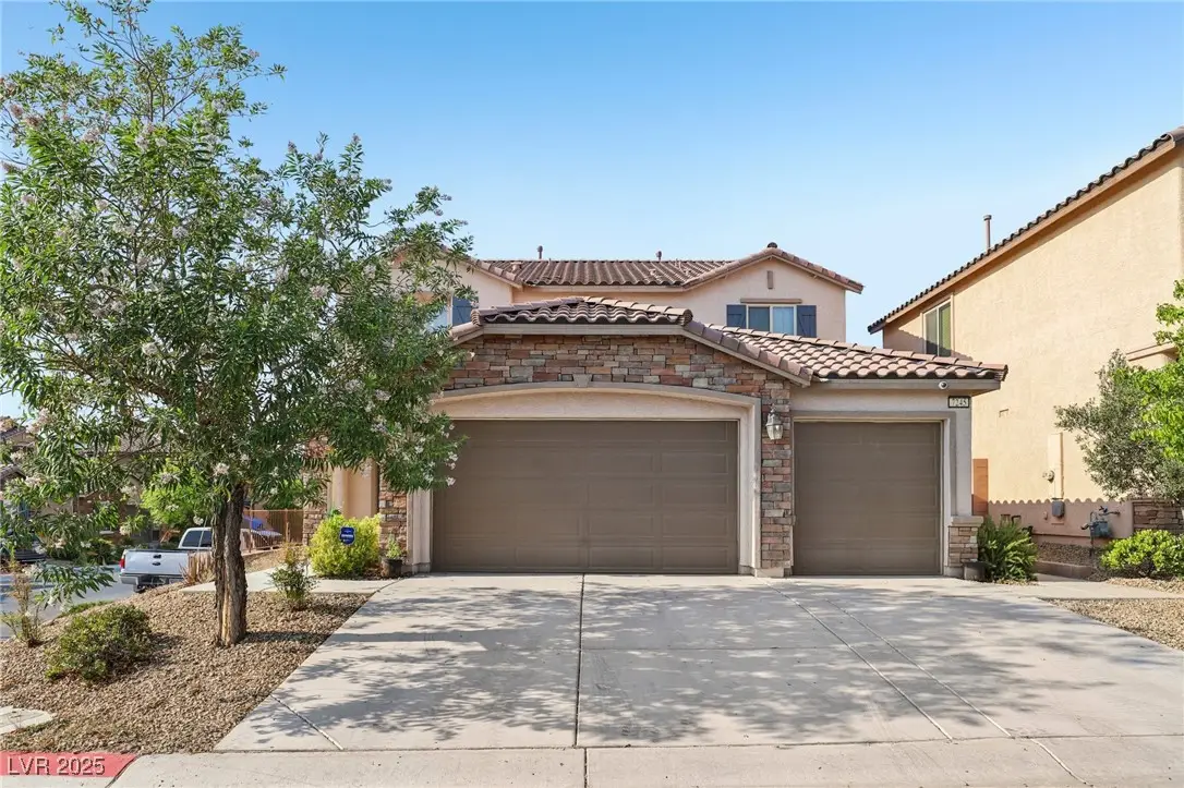 7245 Blooming Jasmine Avenue, Las Vegas, NV 89117 - Image #1