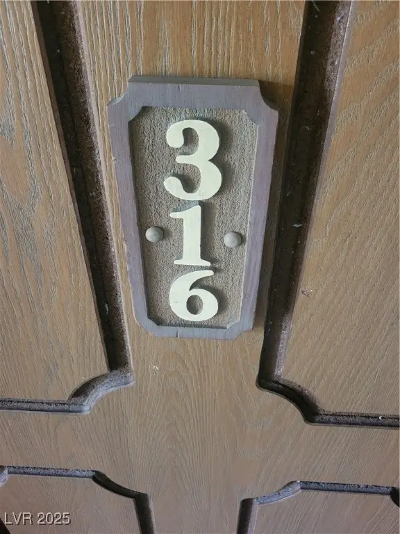 750 S Royal Crest Circle #316, Las Vegas, NV 89169