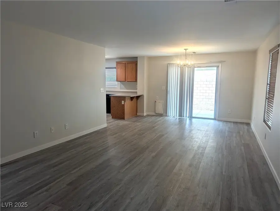 218 Lantana Breeze Drive, Las Vegas, NV 89183 - Image #3