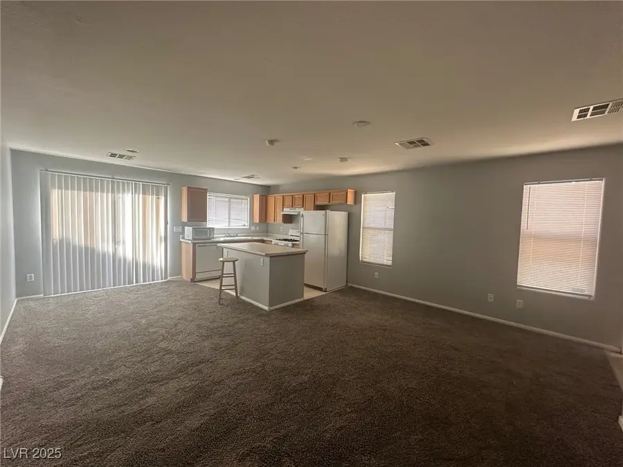 8020 Copperhead Creek Street, Las Vegas, NV 89143 - Image #3