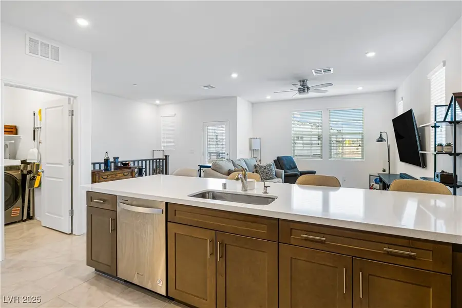 357 Ukelele Place, Henderson, NV 89015 - Image #2