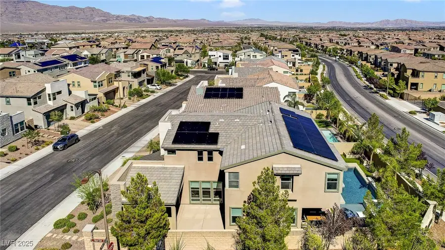 10285 Sierra Skye Avenue, Las Vegas, NV 89166 - Image #3