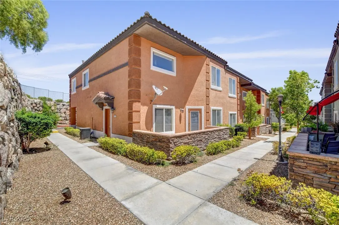 10563 Hedge View Avenue, Las Vegas, NV 89129 - Image #1