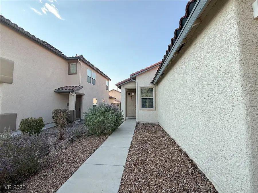 3004 Binaggio Court, Las Vegas, NV 89141 - Image #3