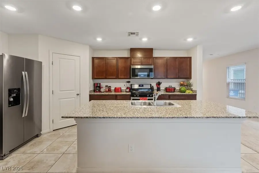 2945 Torreon Lane, Las Vegas, NV 89121 - #2