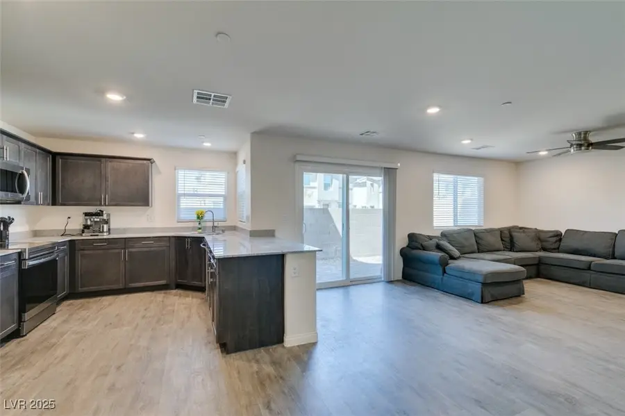 2754 Frosted Teal Avenue, North Las Vegas, NV 89086 - Image #2