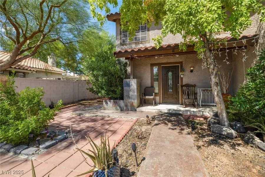 7126 Sawtooth Drive, Las Vegas, NV 89119 - Image #3