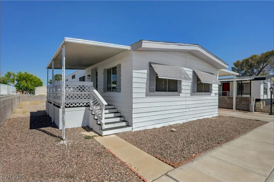 3570 Haleakala Drive, Las Vegas, NV 89122 - #1
