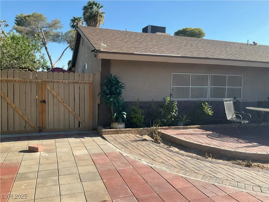 3982 Saguaro Lane, Las Vegas, NV 89110 - Image #2