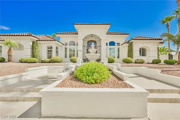 9390 Stange Avenue, Las Vegas, NV 89129