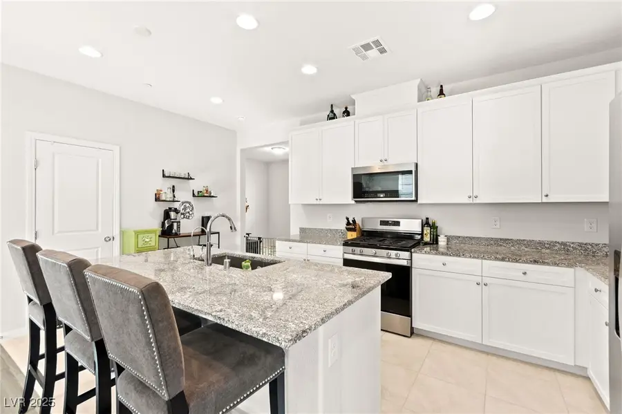 49 Sonata Dawn Avenue, Henderson, NV 89011 - Image #3