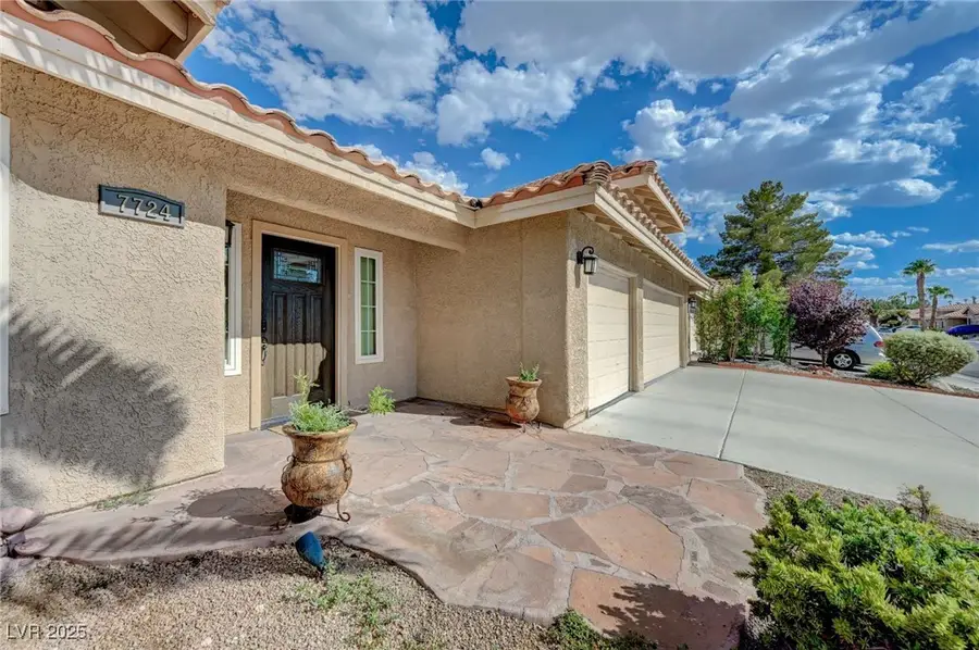 7724 Clearwood Avenue, Las Vegas, NV 89123 - Image #3