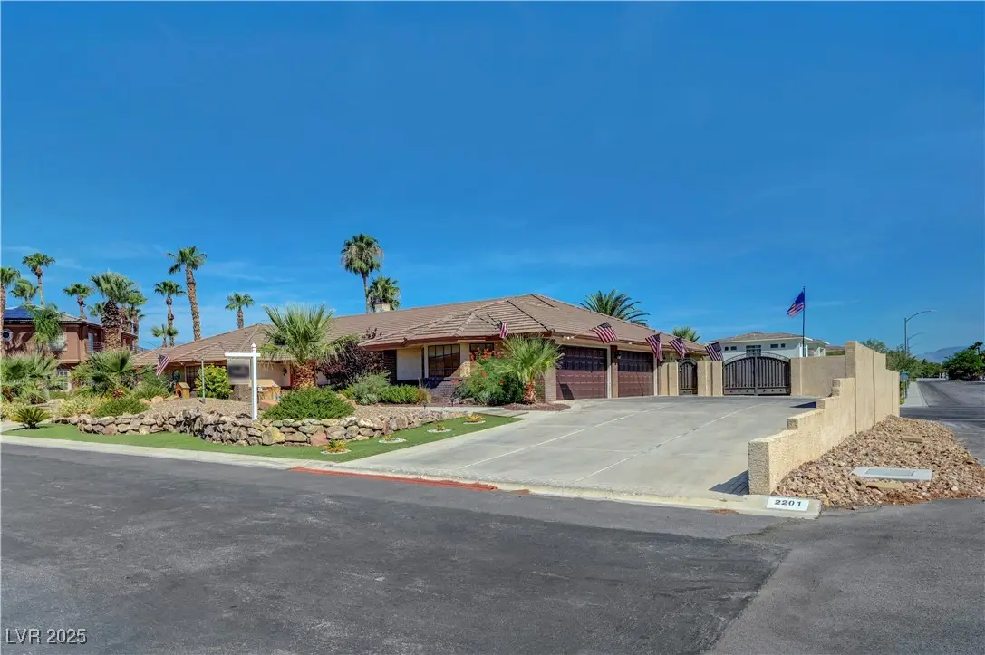 2201 S Monte Cristo Way, Las Vegas, NV 89117 - Image #1