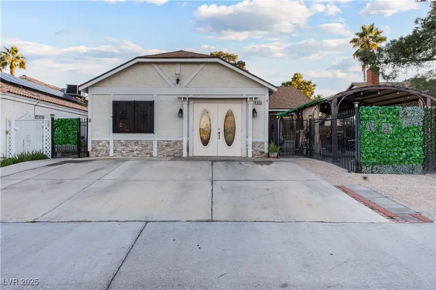 6205 Carmen Boulevard, Las Vegas, NV 89108 - Image #2