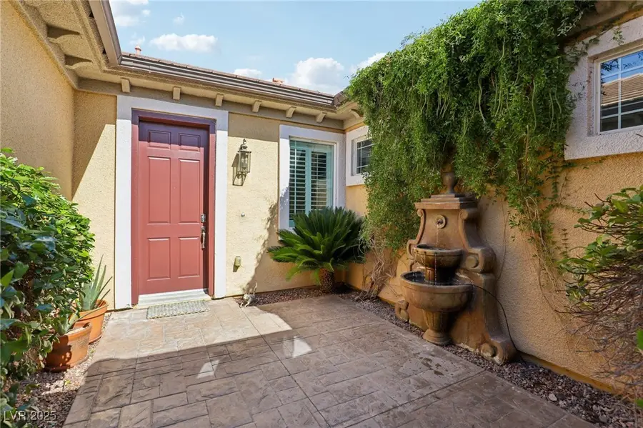 929 Viscanio Place, Las Vegas, NV 89138 - Image #2