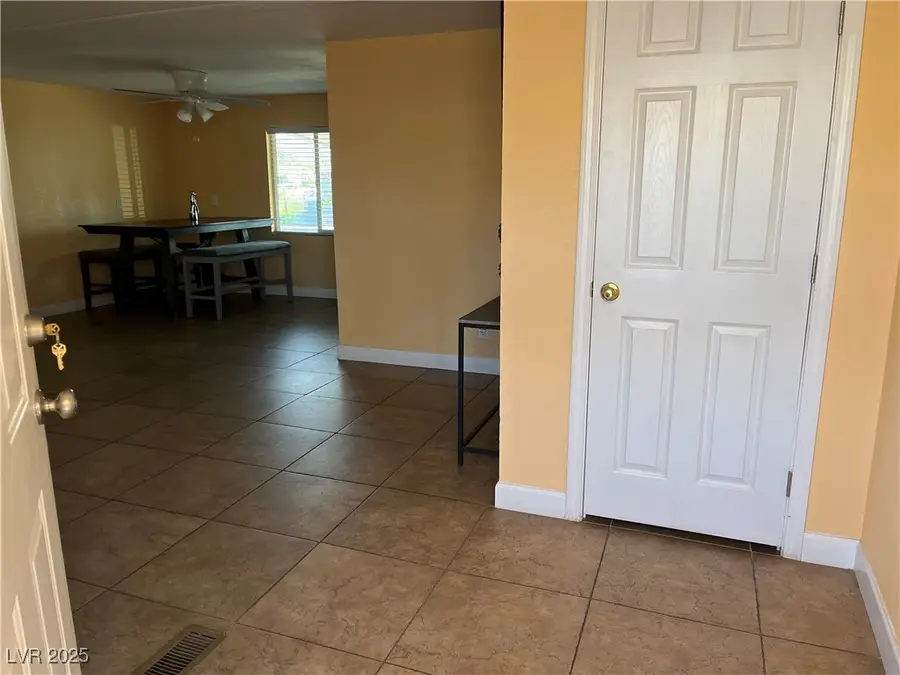 2273 Toiyabe Street, Las Vegas, NV 89156 - Image #2
