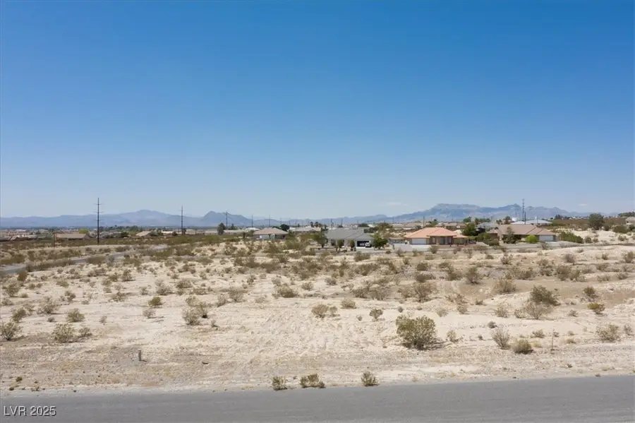 2260 S Iroquois Avenue, Pahrump, NV 89048 - #3