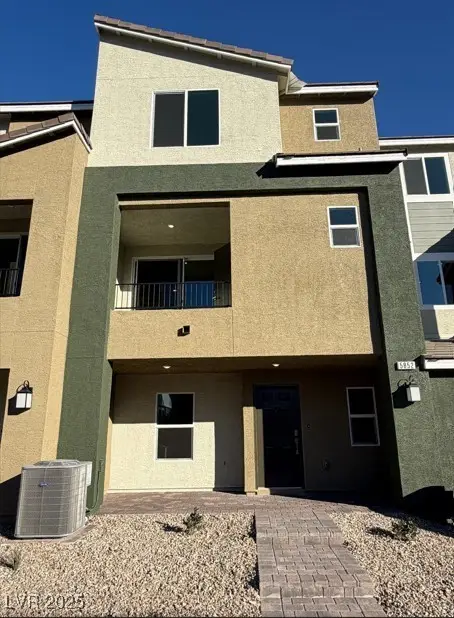 5852 Wisteria Walk Street, Las Vegas, NV 89148