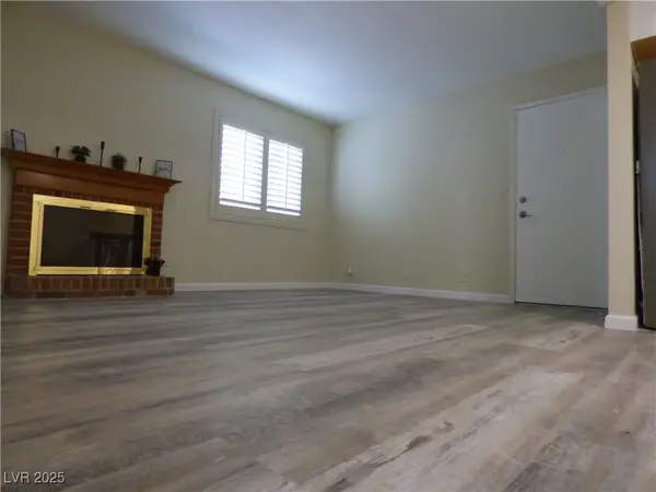 1701 E Katie Avenue #69, Las Vegas, NV 89119