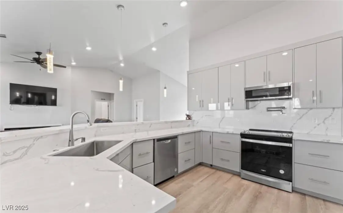 3720 W Charleston Park Avenue, Pahrump, NV 89048 - Image #1